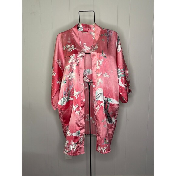 Vintage Japanese Kimono Robe Lingerie Satin Pink Bird Floral Asian Silver - Picture 1 of 8